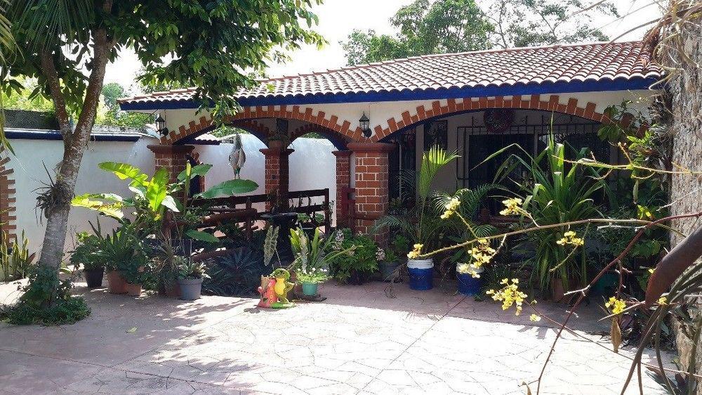 La Casa De Angel Valladolid Экстерьер фото